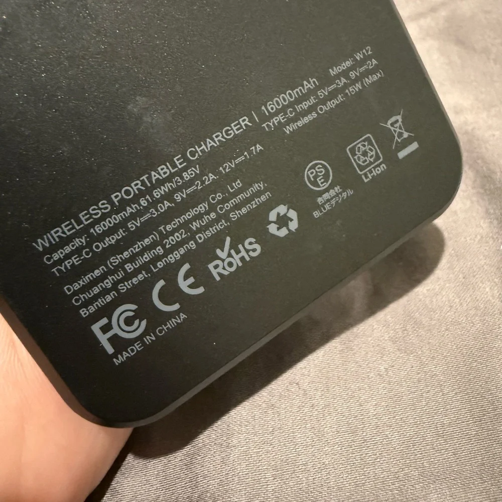 MagSafe Wireless Power Bank - Black